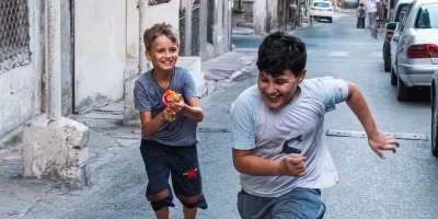 enfant-rue.webp